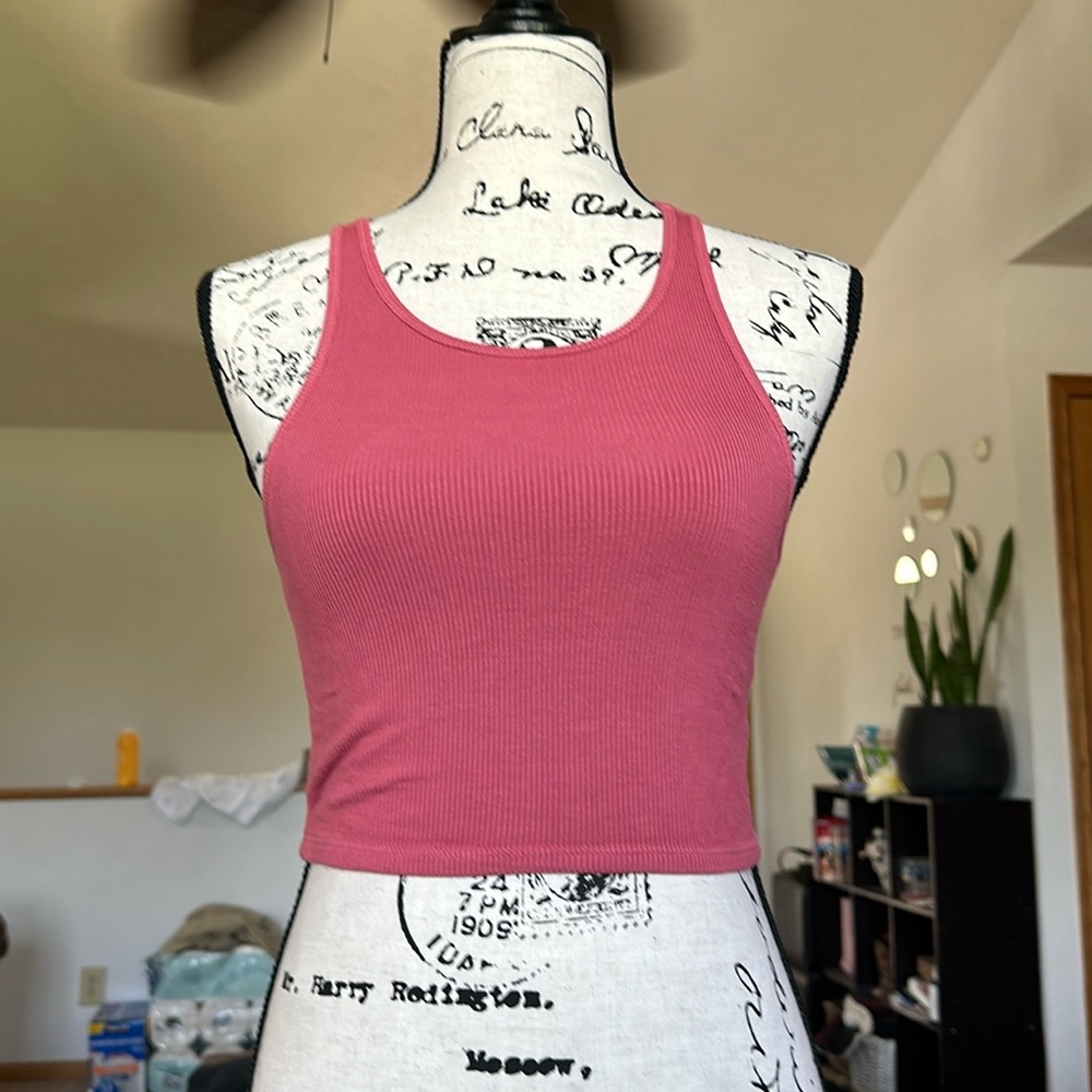 American Eagle cropped tank